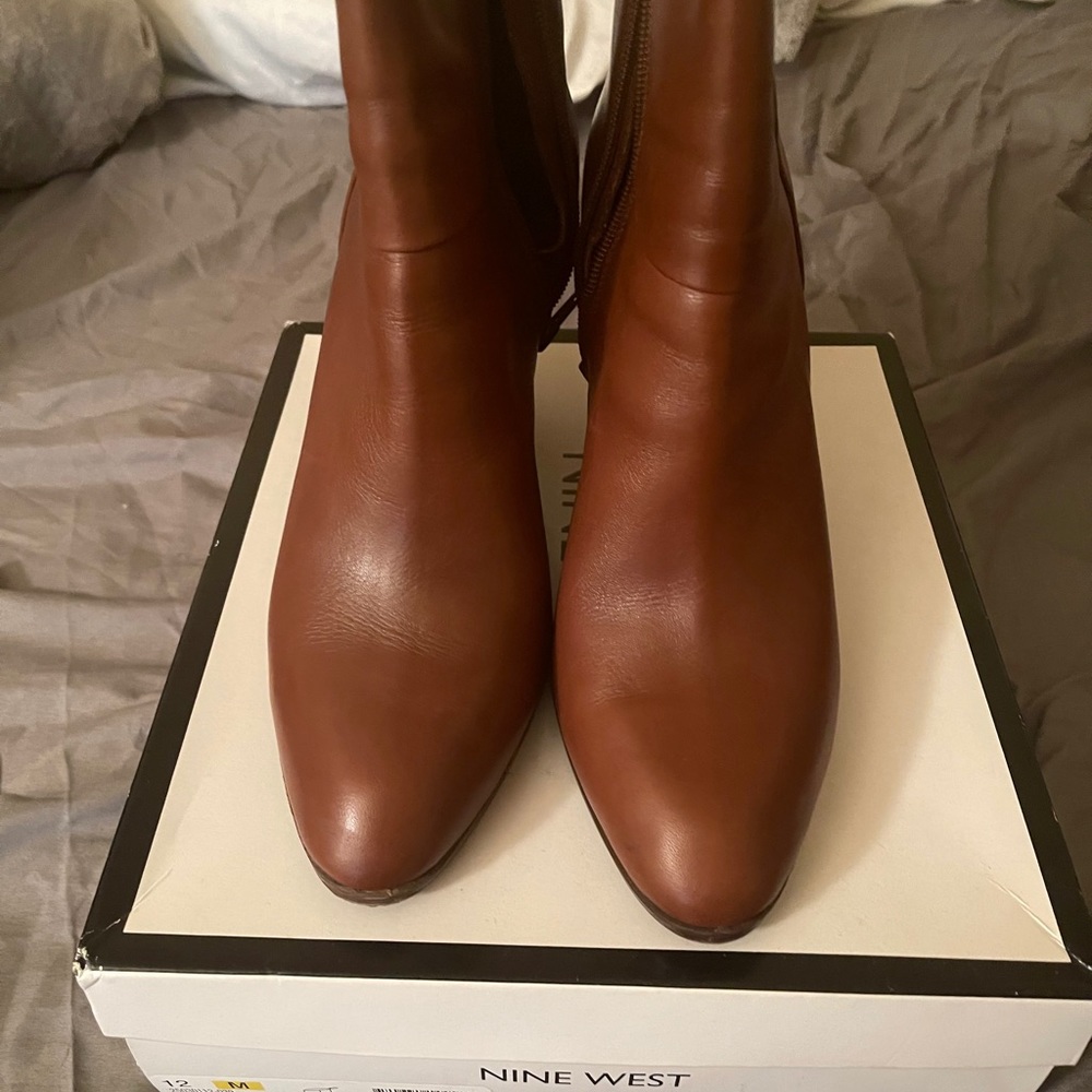 Nine West brown leather shoe boots size 12